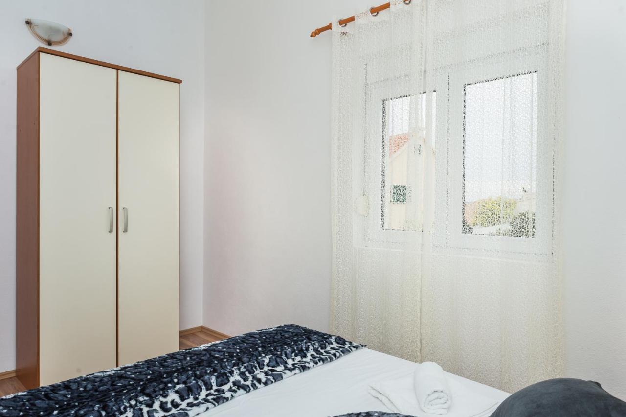 Apartments Slavka Rogoznica  Esterno foto