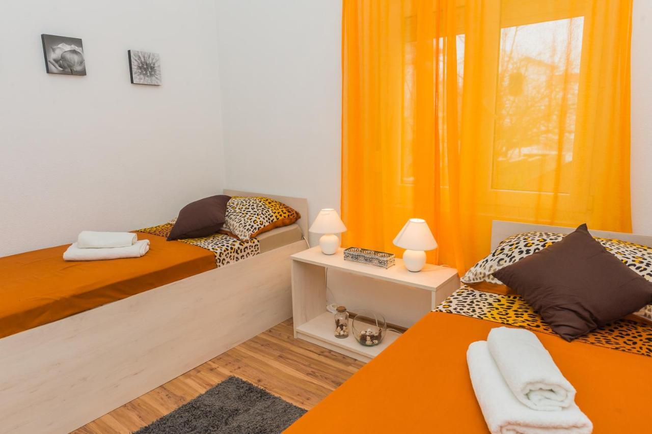 Apartments Slavka Rogoznica  Esterno foto